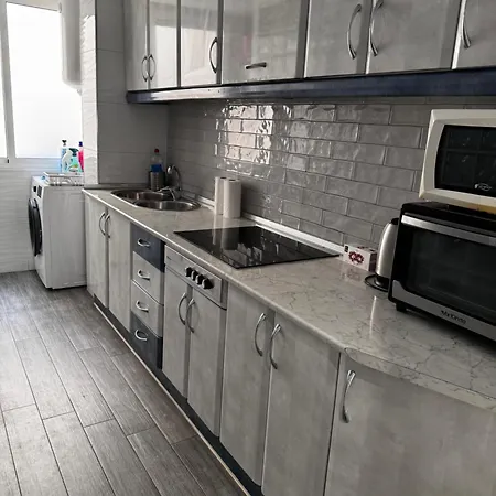 Nueva House דירה